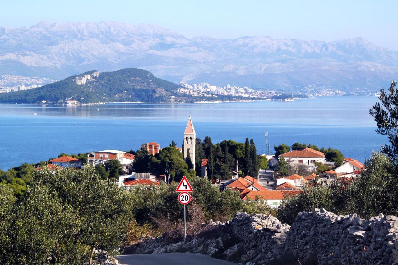 Apartments By The Sea Slatine, Ciovo - 11047 Exterior photo