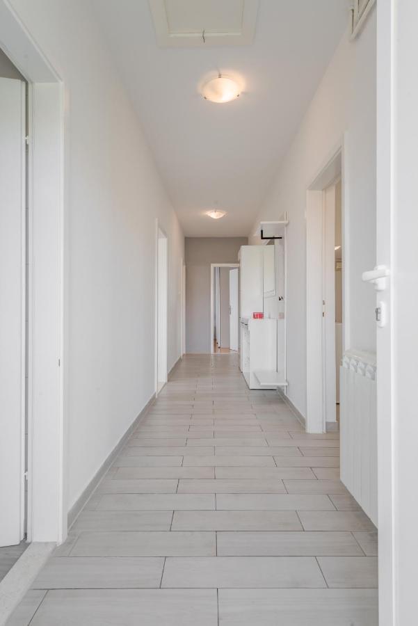 Apartments By The Sea Slatine, Ciovo - 11047 Exterior photo